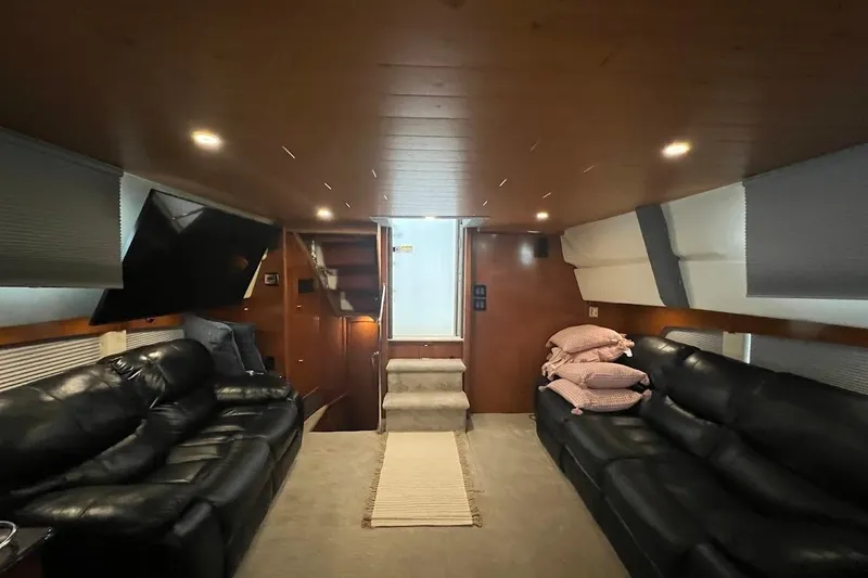 Slide: The Image of Interior of 2000 Carver 506 Motor Yacht with leather sofas. - 8