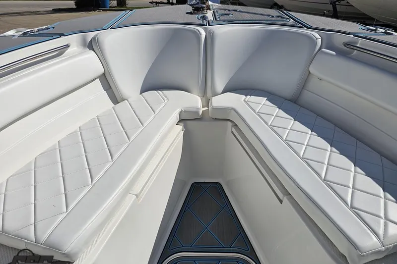 Slide: The Image of Luxurious white seating on a 2013 Sea Fox 286 Commander boat. - 84