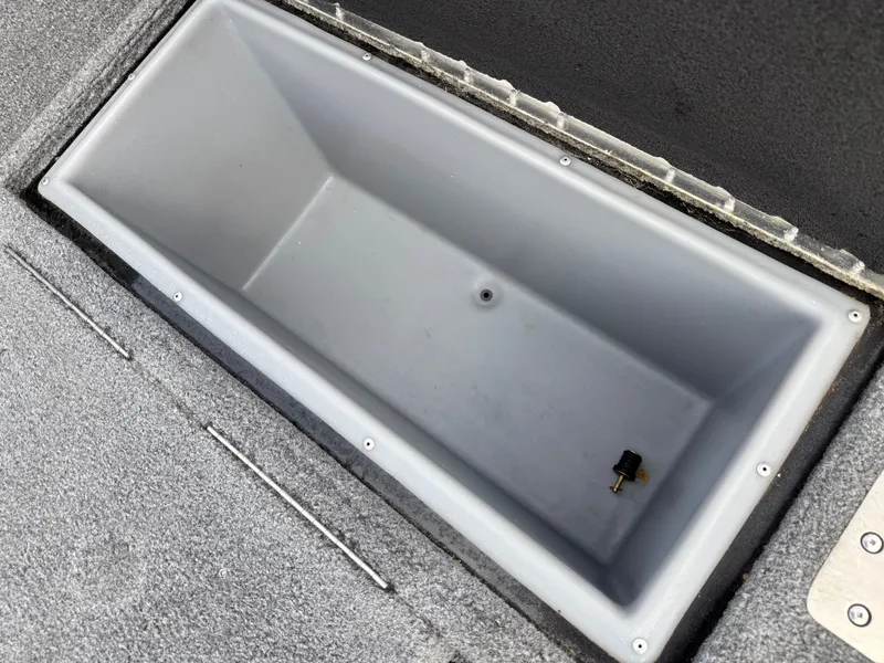 Slide: The Image of Tracker TARGA V-19 WT w/ 225Mercury Pro XS and a 9.9HP Mercury Kicker! 2022 - 13