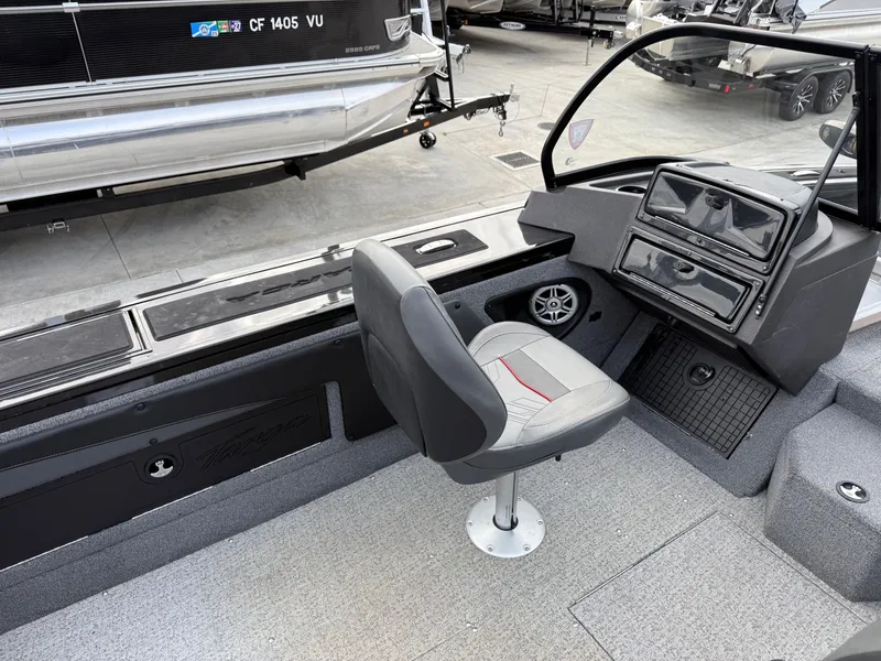 Slide: The Image of Tracker TARGA V-19 WT w/ 225Mercury Pro XS and a 9.9HP Mercury Kicker! 2022 - 19