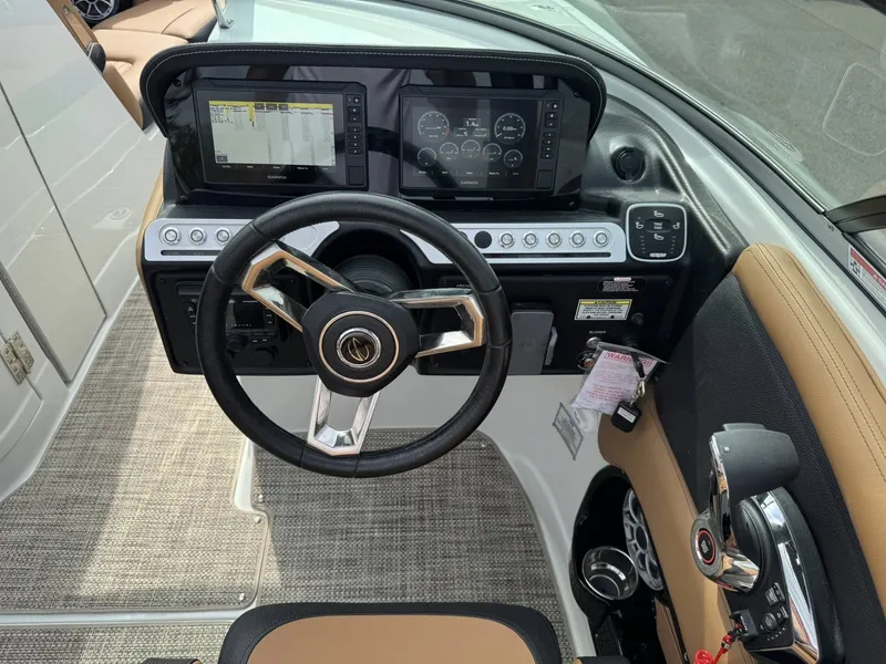 Slide: The Image of Crownline Boats 288 SS 2026 - 19