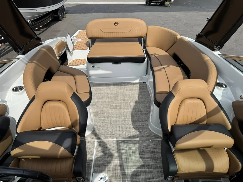 Slide: The Image of Crownline Boats 288 SS 2026 - 22