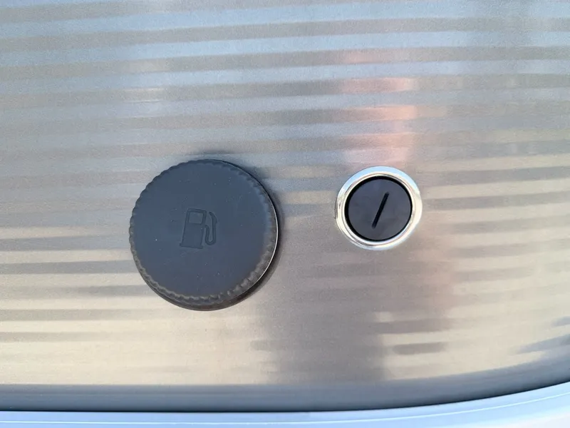 Slide: The Image of Sweetwater SW 2086 2017 - 11