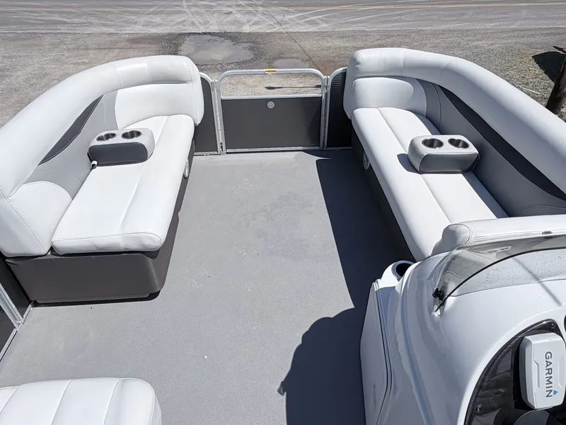 Slide: The Image of Sweetwater SW 2086 2017 - 22