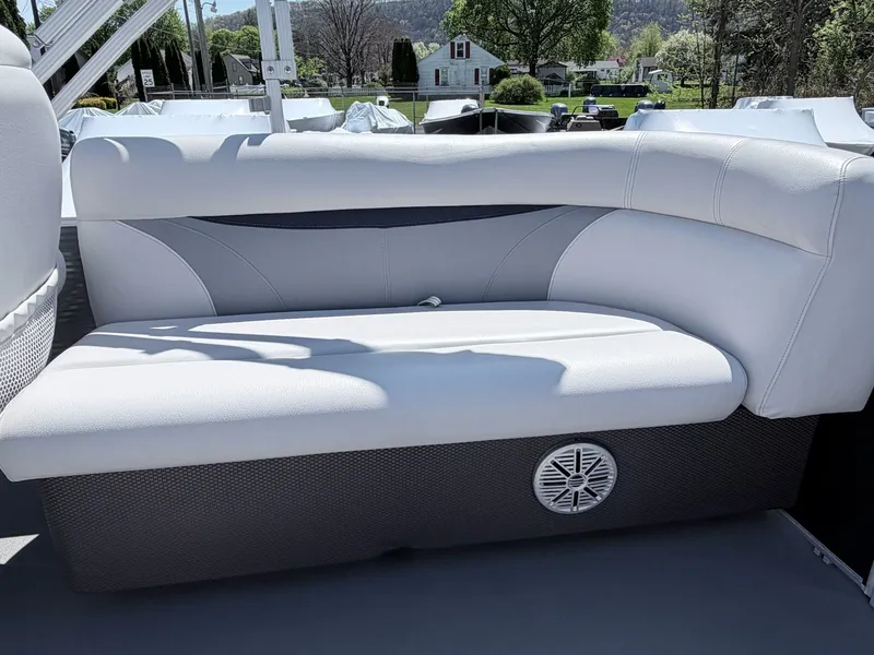 Slide: The Image of Sweetwater SW 2086 2017 - 23