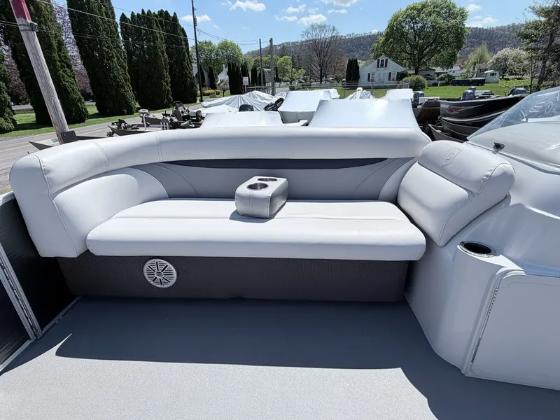 Slide: The Image of Sweetwater SW 2086 2017 - 26