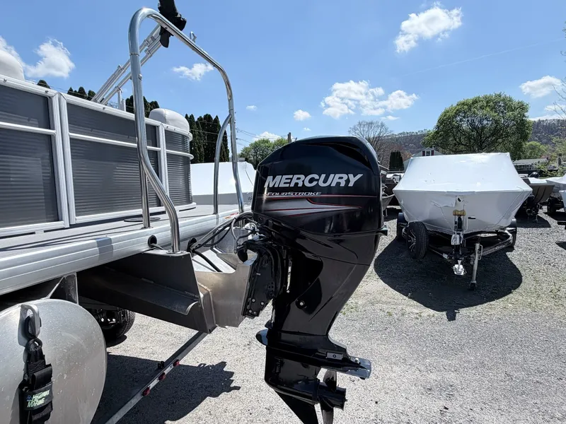 Slide: The Image of Sweetwater SW 2086 2017 - 27