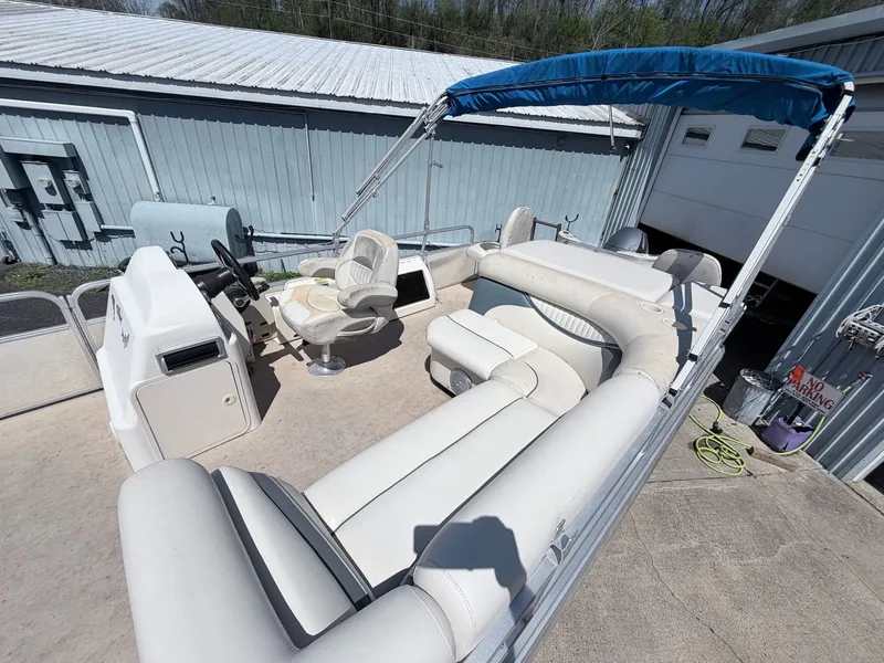 Slide: The Image of Sweetwater Sweetwater 2186 FCX 2008 - 21