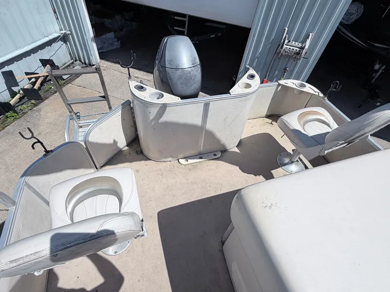 Slide: The Image of Sweetwater Sweetwater 2186 FCX 2008 - 4