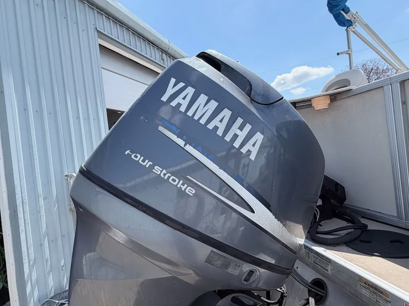 Slide: The Image of Sweetwater Sweetwater 2186 FCX 2008 - 5