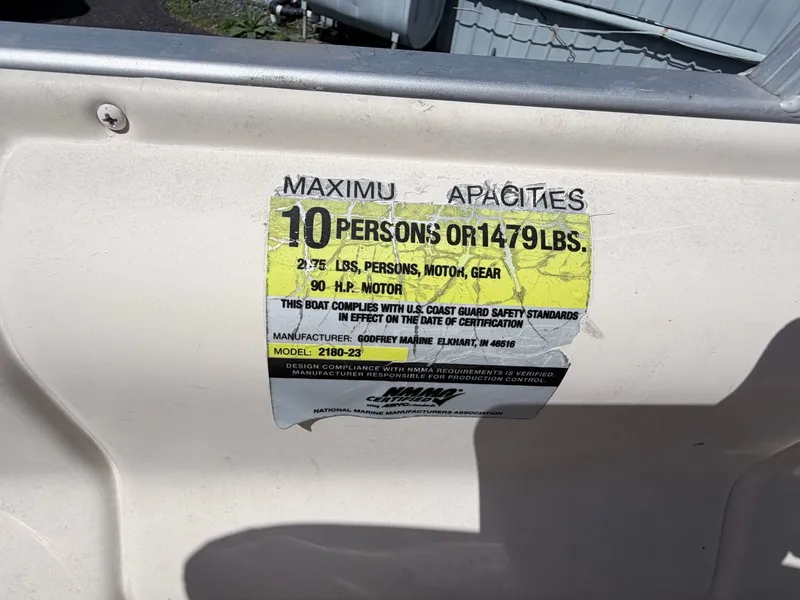 Slide: The Image of Sweetwater Sweetwater 2186 FCX 2008 - 8