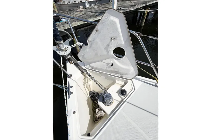 Slide: The Image of Bow of 2001 Caliber 40LRC sailboat with anchor chain and winch. - 5