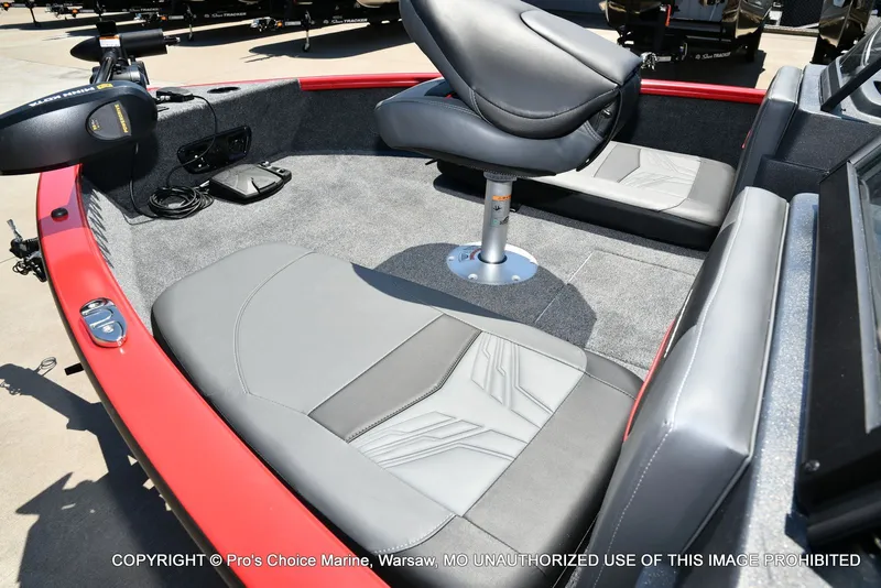 Slide: The Image of Tracker Pro Guide V-175 Combo 2026 - 35