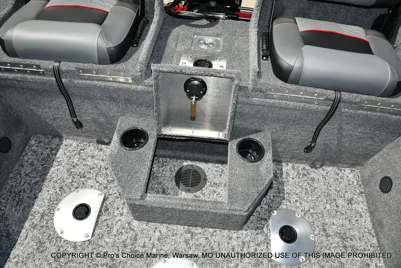 Slide: The Image of Tracker Pro Guide V-175 Combo 2026 - 67