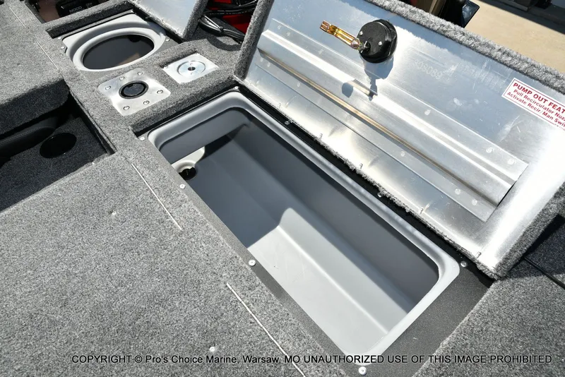 Slide: The Image of Tracker Pro Guide V-175 Combo 2026 - 79