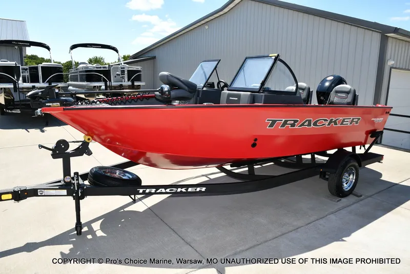 Slide: The Image of Tracker Pro Guide V-175 Combo 2026 - 83