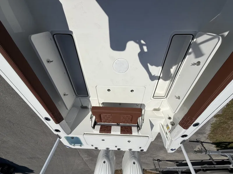 Slide: The Image of Parker Marine 247 Explorer TWIN 150S AND AIR COND. 2026 - 5