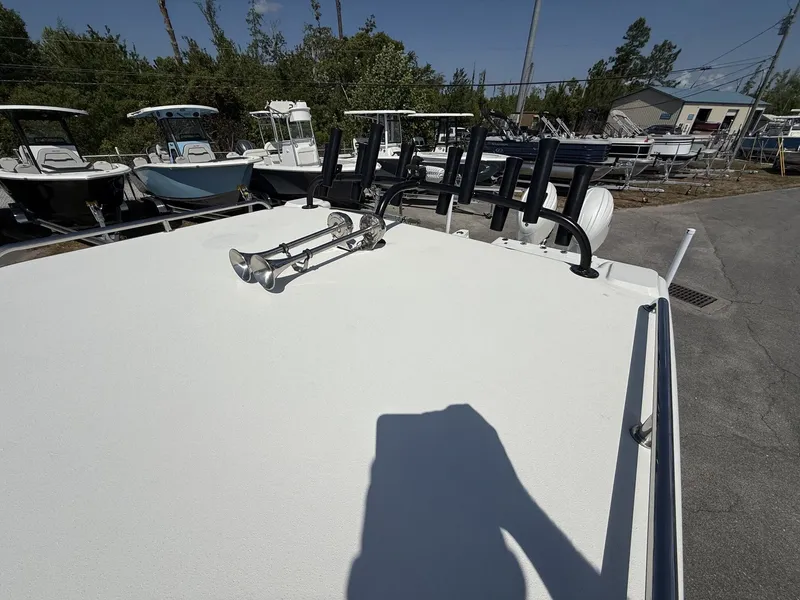Slide: The Image of Parker Marine 247 Explorer TWIN 150S AND AIR COND. 2026 - 9