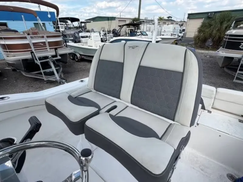 Slide: The Image of Tidewater 230 LXF 2017 - 7