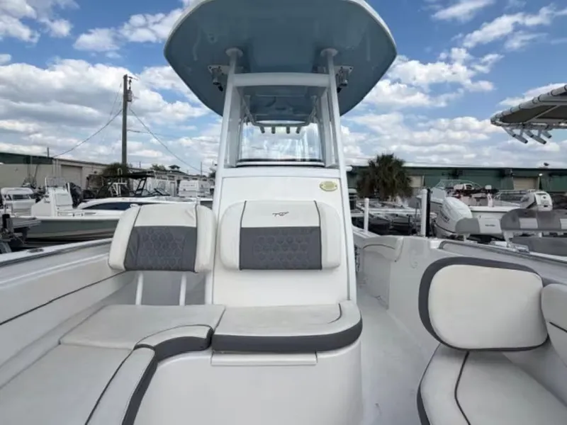 Slide: The Image of Tidewater 230 LXF 2017 - 9
