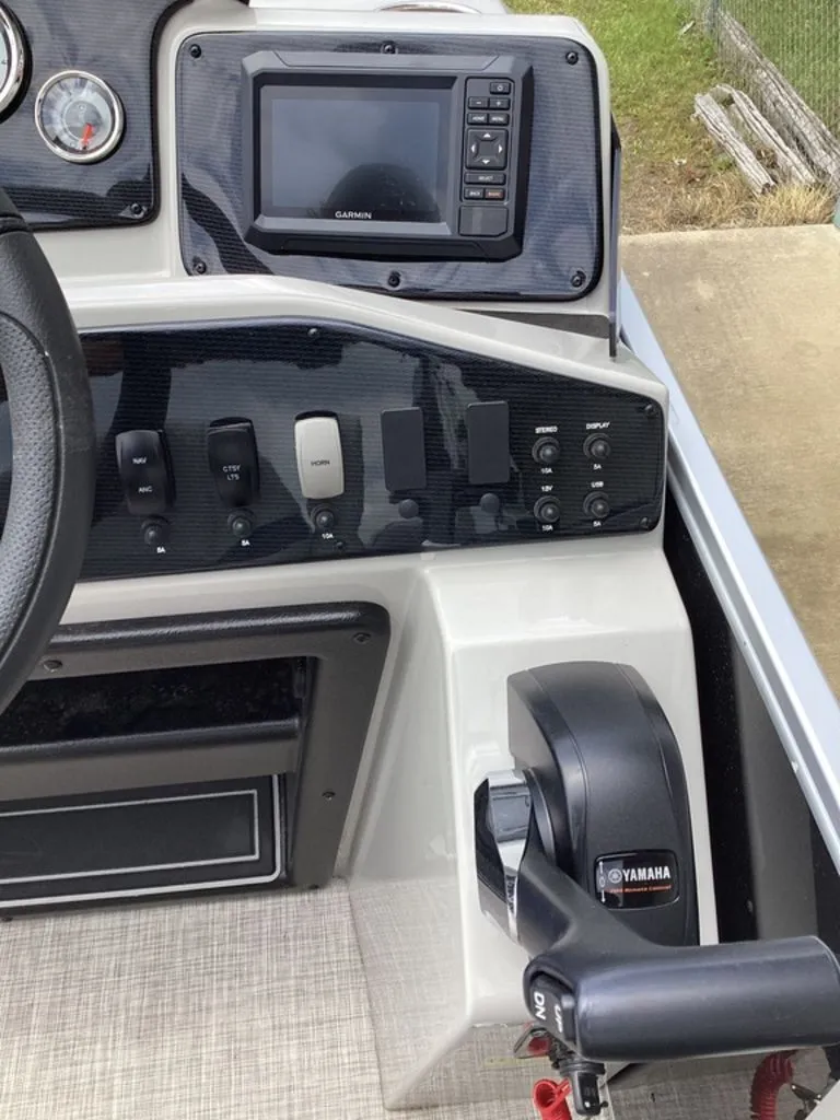 Slide: The Image of SunCatcher Select 20RC 2026 - 25