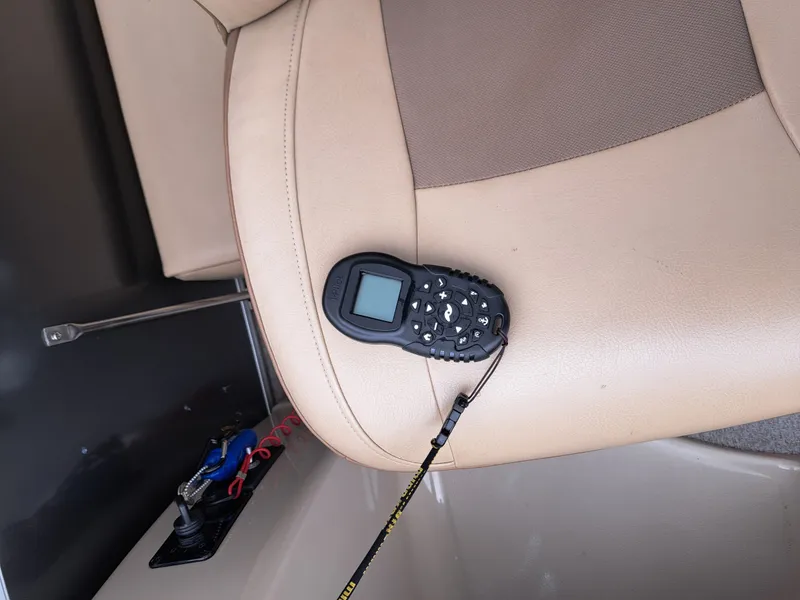 Slide: The Image of Veranda VF20F4 2018 - 17