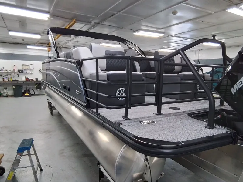 Slide: The Image of Sylvan L-5 LZ DH 2026 - 6