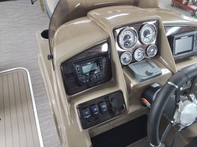 Slide: The Image of Sylvan Mirage X3 CLZ 2026 - 25