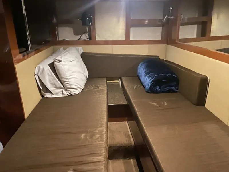 Slide: The Image of Sea Ray Sundancer 350 2014 - 13