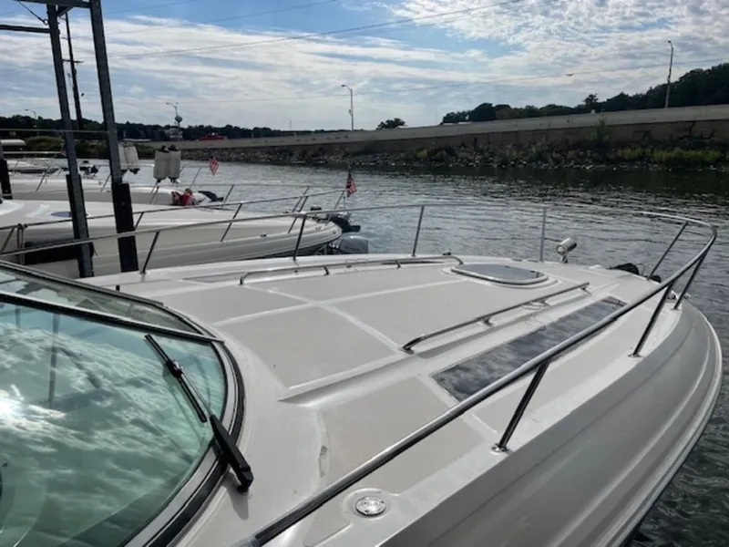 Slide: The Image of Sea Ray Sundancer 350 2014 - 14