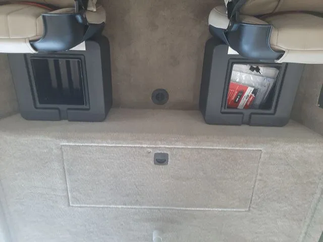 Slide: The Image of Tracker Bass Tracker Classic Limited 2026 - 19