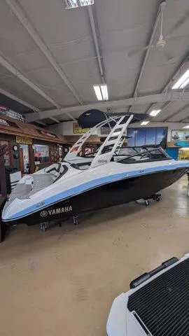 The Image of Yamaha 195S 2025 - 1