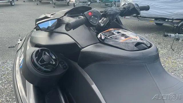 Slide: The Image of Sea-Doo RXP-X 300 2023 - 9