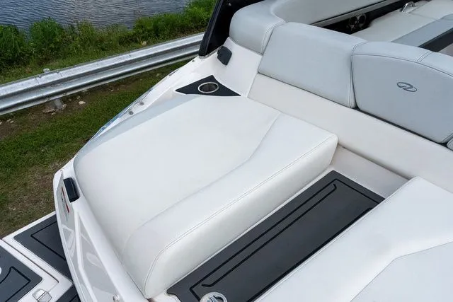 Slide: The Image of Regal 2300 Rx 2013 - 5