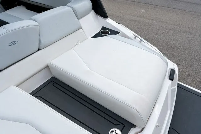 Slide: The Image of Regal 2300 Rx 2013 - 6