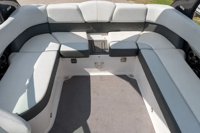 Slide: The Image of Regal 2300 Rx 2013 - 9