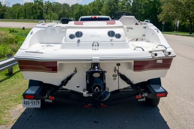 Slide: The Image of Tahoe 215 Xi 2019 - 4