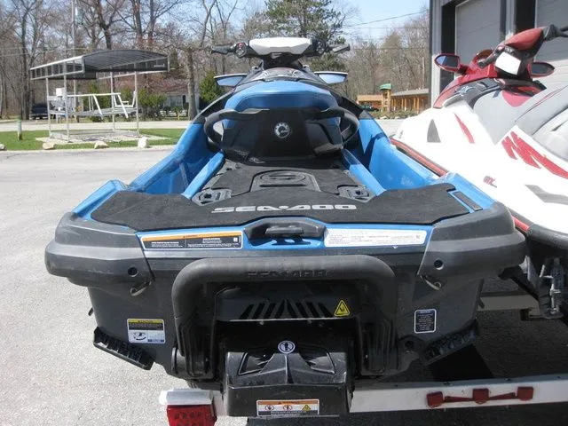 Slide: The Image of Sea-Doo GTX 155 2018 - 4