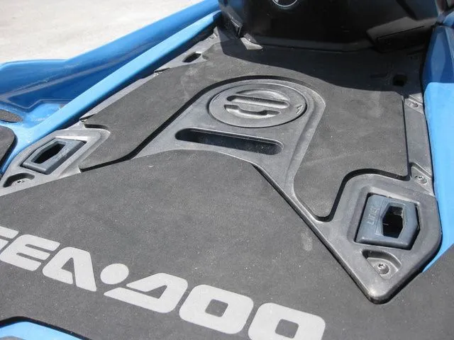 Slide: The Image of Sea-Doo GTX 155 2018 - 5