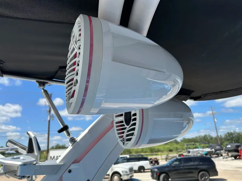 Slide: The Image of Tigé 25ZX 2022 - 47