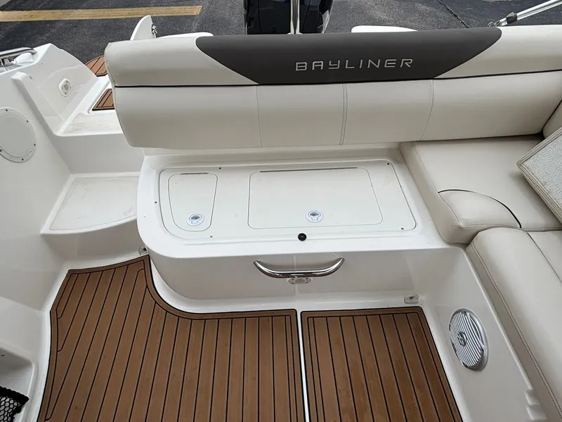 Slide: The Image of Bayliner 210 DB 2019 - 27