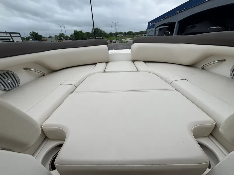 Slide: The Image of Bayliner 210 DB 2019 - 41