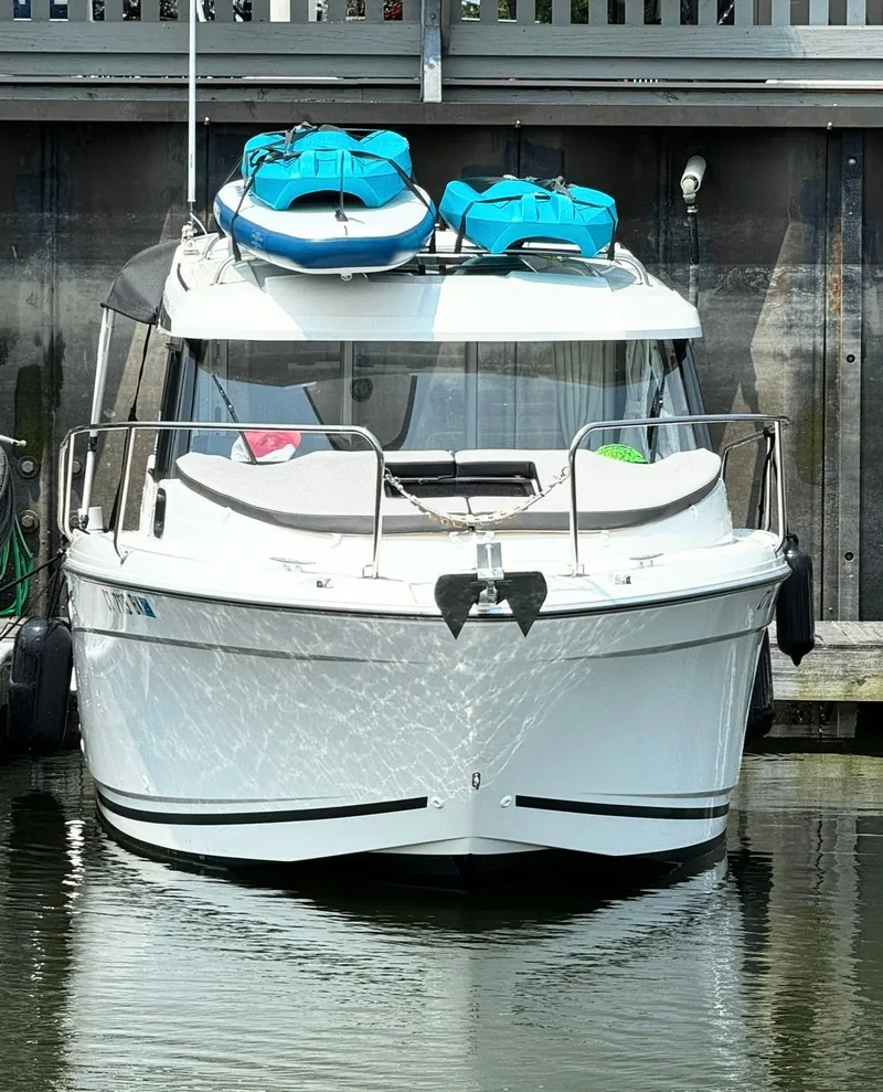 Slide: The Image of Jeanneau NC 695 S 2024 - 4