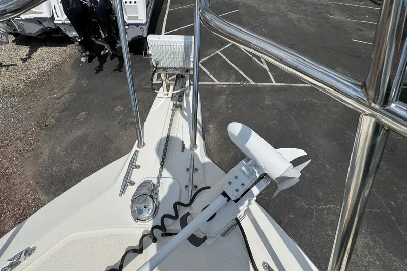 Slide: The Image of Bow view of 2016 Defiance Admiral 270 EX with anchor and railing. - 29
