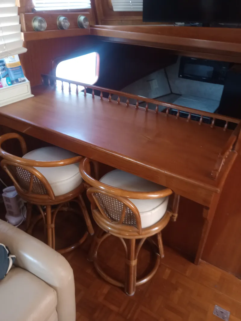 Slide: The Image of Interior of a 1981 Marine Trading 44 Double Cabin yacht. - 27