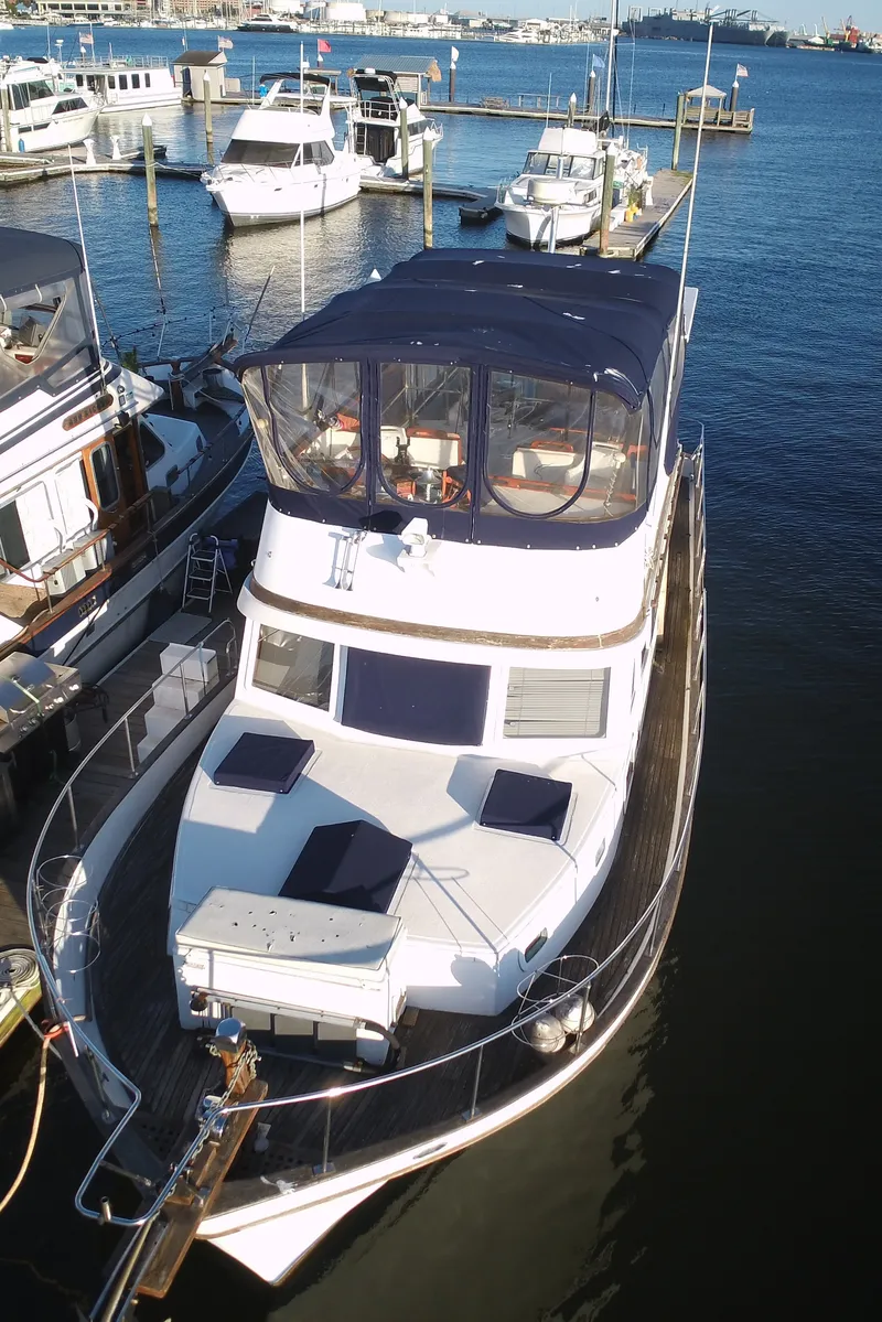 Slide: The Image of Marine Trader Double Cabin 1981 - 63
