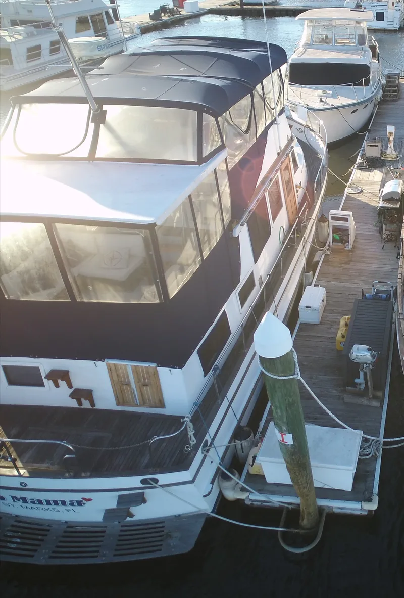 Slide: The Image of Marine Trader Double Cabin 1981 - 61