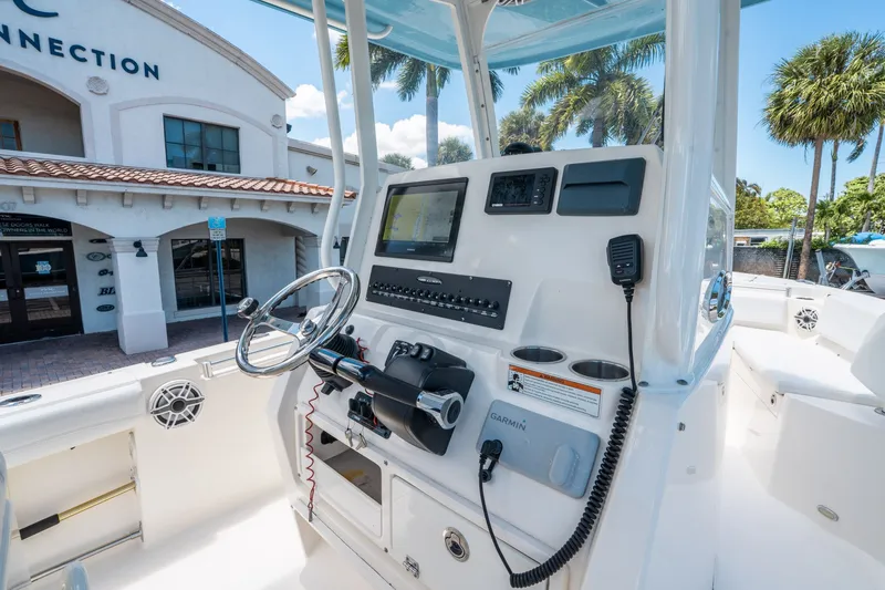 Slide: The Image of Cobia 240 Center Console 2020 - 16