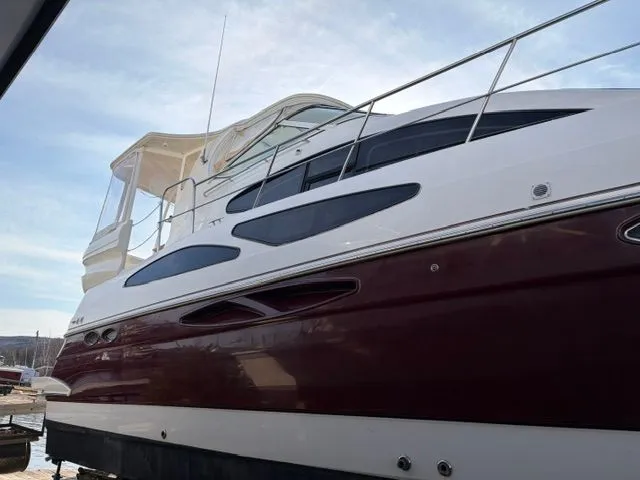 Slide: The Image of Cruisers 405 Express Motoryacht 2005 - 10
