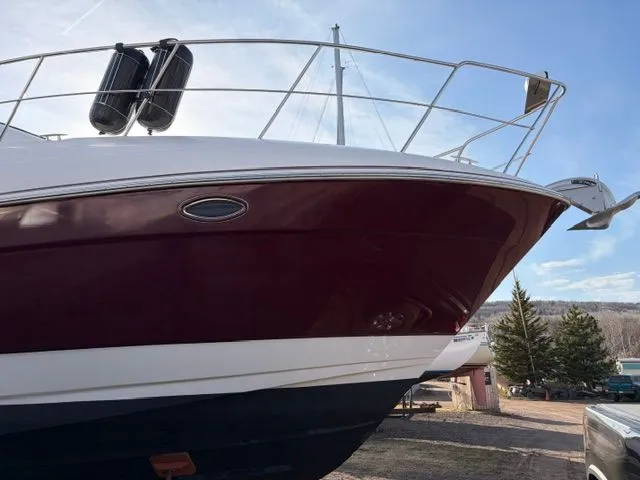 Slide: The Image of Cruisers 405 Express Motoryacht 2005 - 11